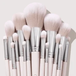 Megapalette and Brush Roll Bundle