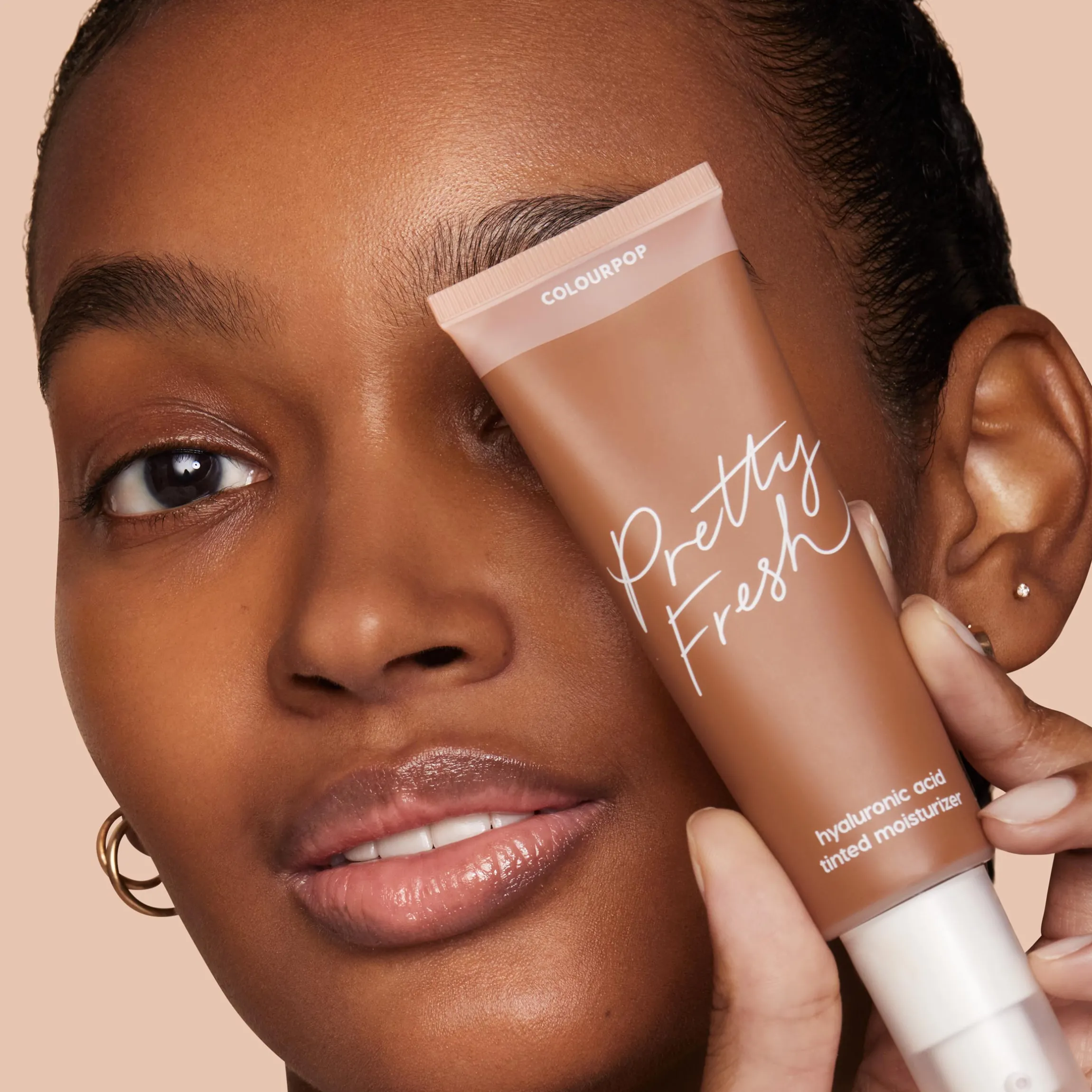 Pretty Fresh Hyaluronic Acid Tinted Moisturizer