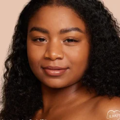 Pretty Fresh Hyaluronic Acid Tinted Moisturizer
