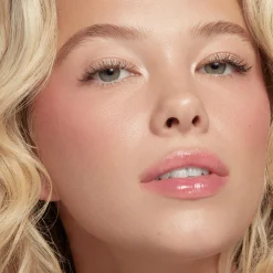So Juicy Plumping Glossy Lip Oil