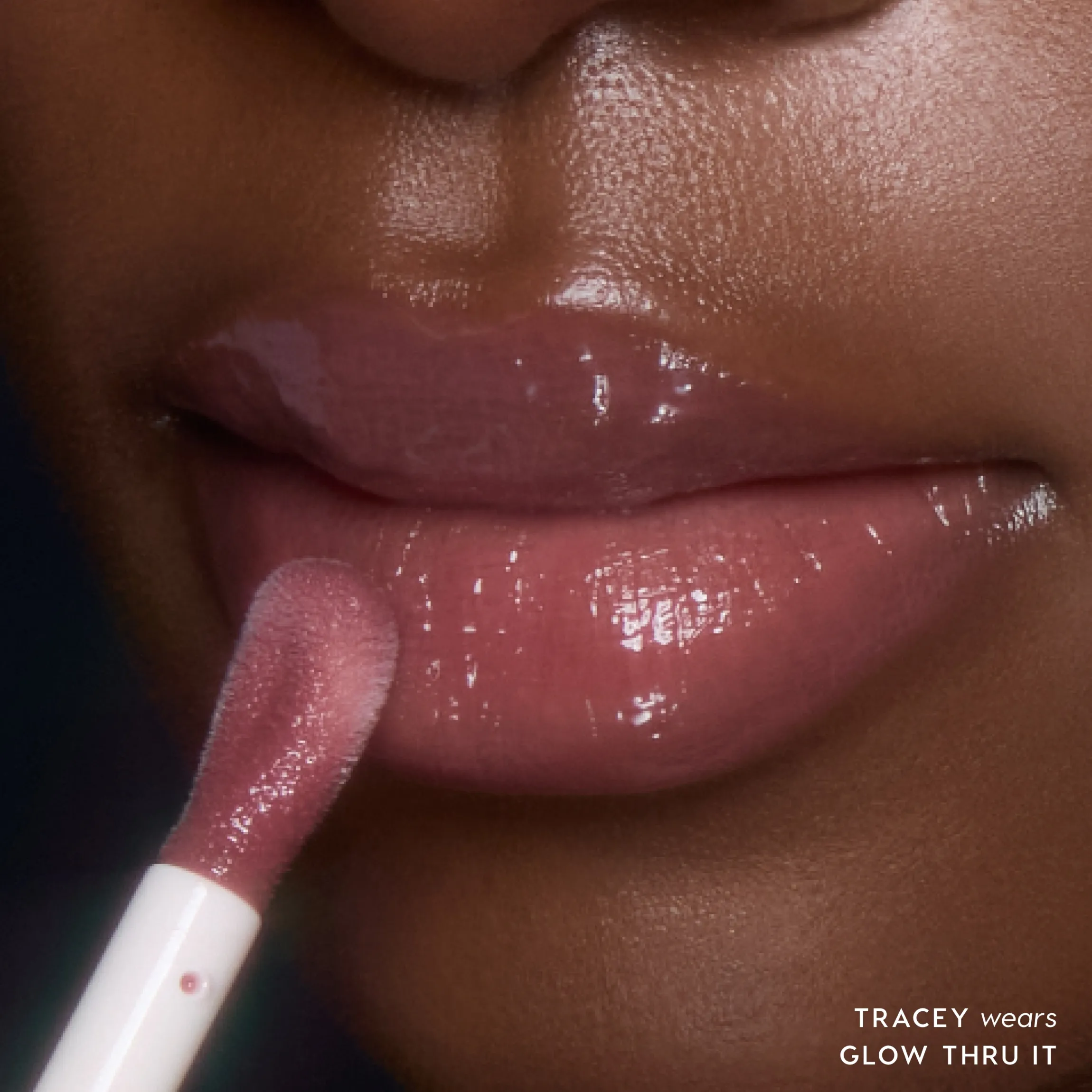 So Juicy Plumping Glossy Lip Oil
