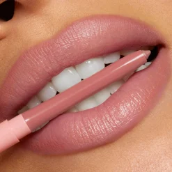 So Juicy Plumping Lip Liner