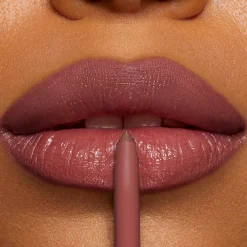So Juicy Plumping Lip Liner